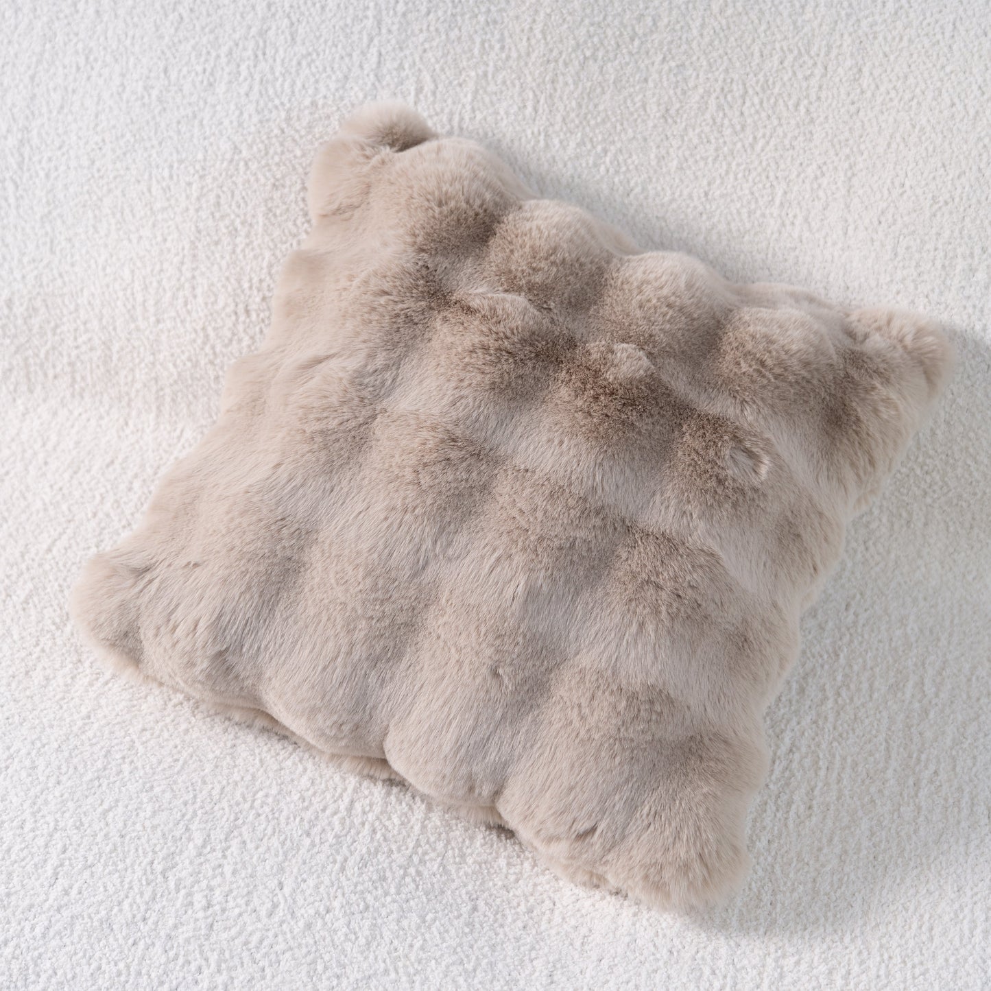 Federa per cuscino in pelliccia sintetica - Offerta a tempo limitato