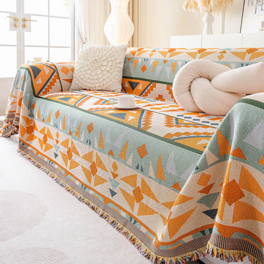 Copridivano in ciniglia con motivo tribale al tramonto, protezione morbida, traspirante ed elegante per un miglioramento della casa facile da pulire.