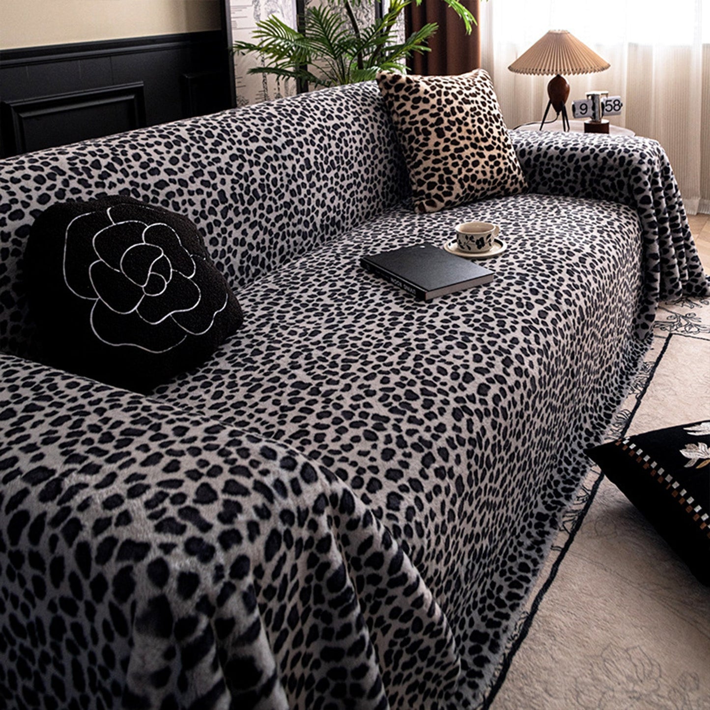 Fodera per divano Glamour Leopard antigraffio Luxe