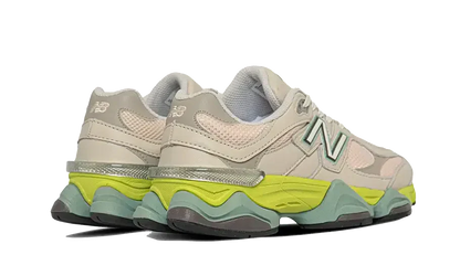 New Balance 9060 Sneakers unisex – stile retrò in pelle scamosciata e mesh, suola spessa, colorazione rosa e verde lime