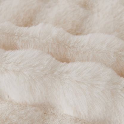 Copridivano in pelliccia sintetica Luxe Ripple
